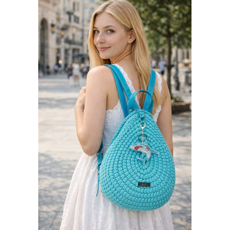 Türkiz Hullám – Kör Hátizsák